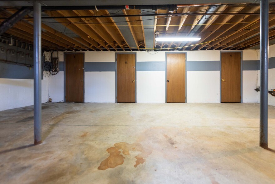 More Photos Of 839 34th St NW, Canton Apartments For Sale