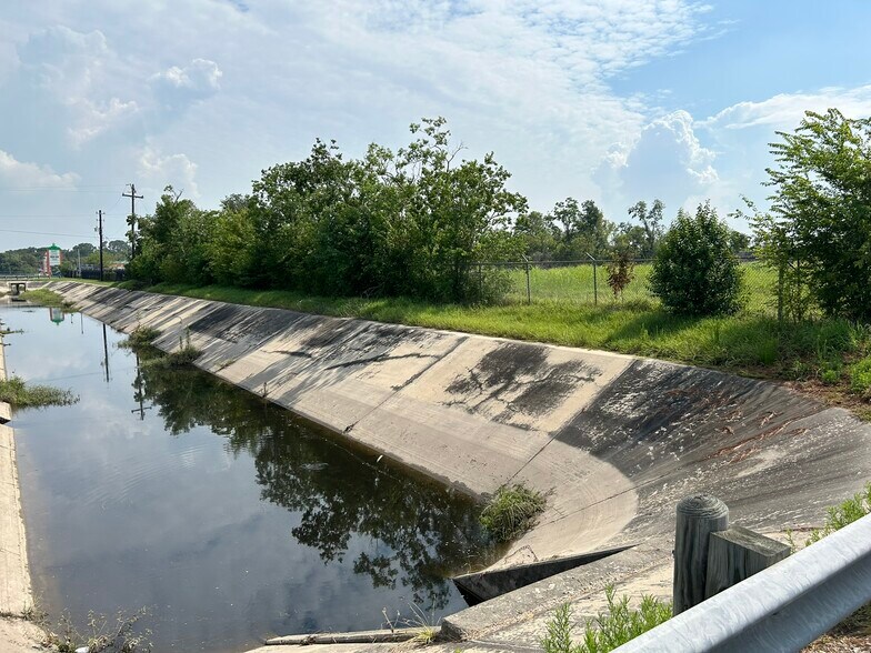 More Photos Of 9822 Moers Rd, Houston Land For Sale