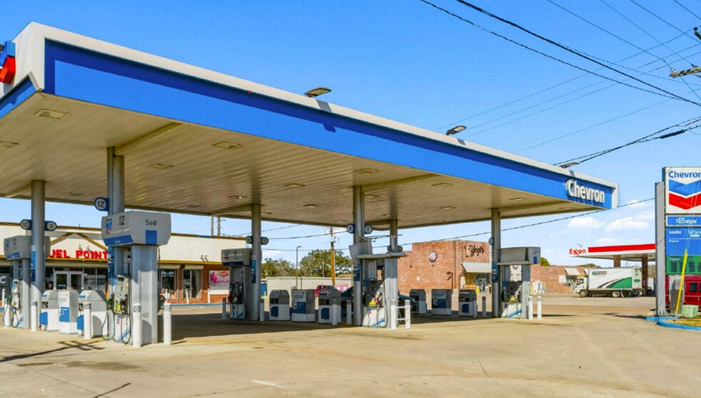 Primary Photo Of 6099 Gulfway Dr, Groves Service Station For Sale