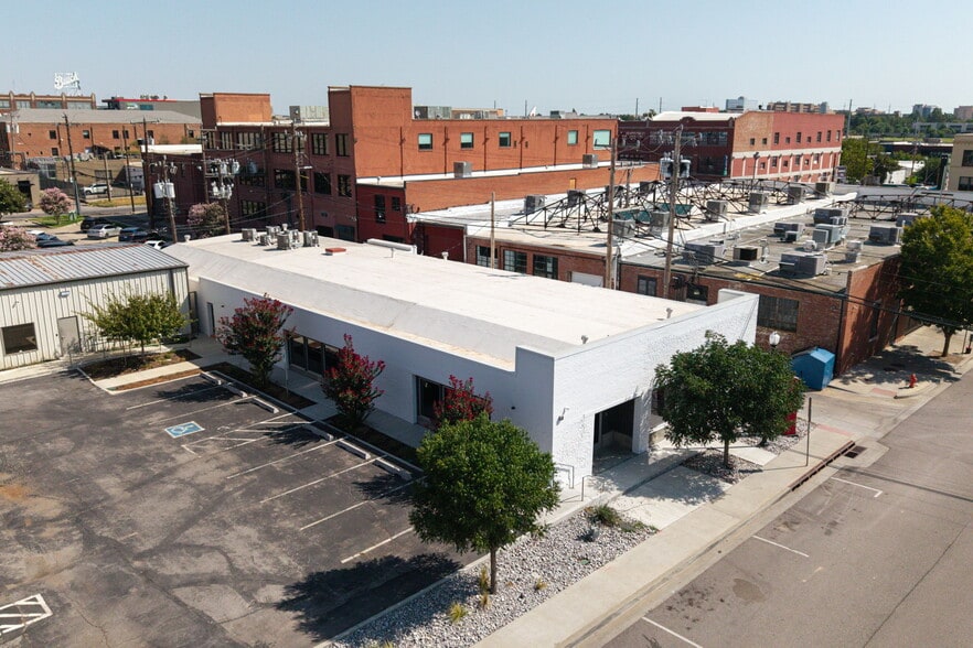 Primary Photo Of 111 NW 8th St, Oklahoma City Office For Sale
