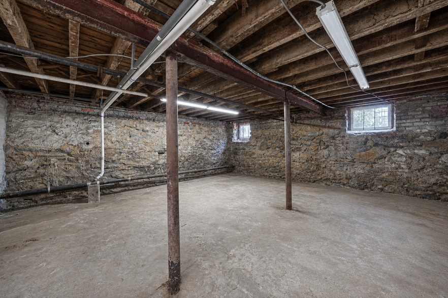 More Photos Of 688 New Lots Ave, Brooklyn Apartments For Sale