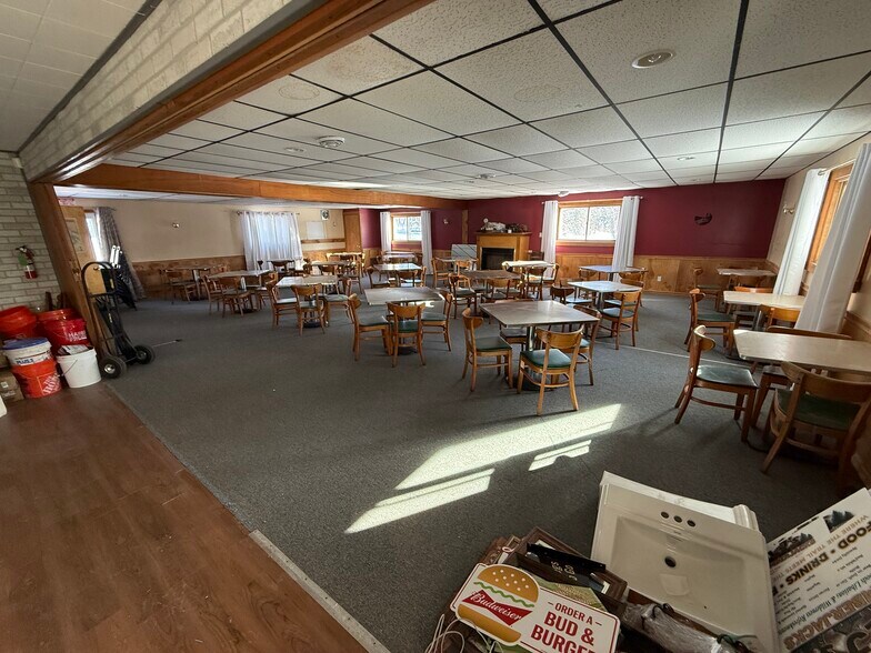 More Photos Of 1640 W US-2, Crystal Falls Restaurant For Sale