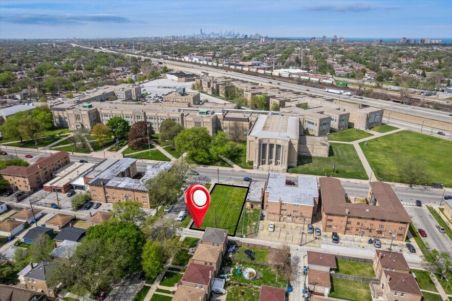More Photos Of 2135-2137 E 87th St, Chicago Land For Sale