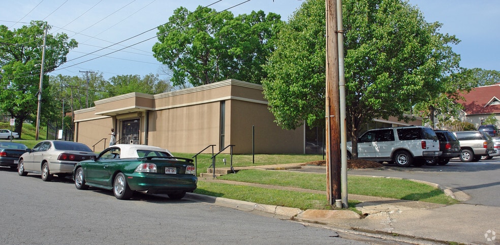 More Photos Of 5100 W 12th St, Little Rock Medical For Sale