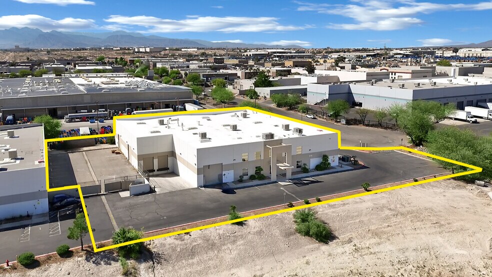 More Photos Of 201 E Mayflower Ave, North Las Vegas Warehouse For Lease