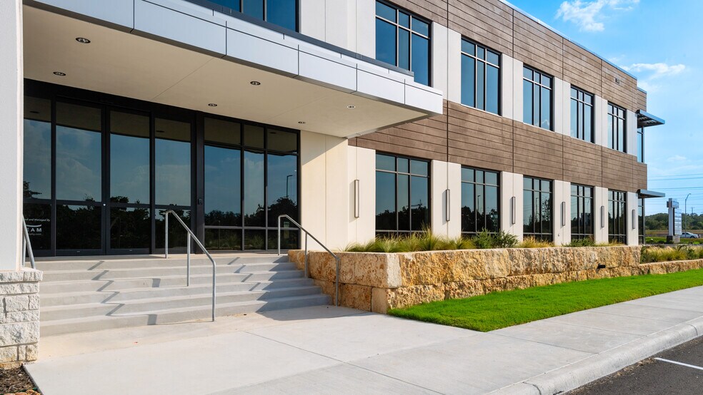 More Photos Of 11071 State Highway 151, San Antonio Medical For Lease