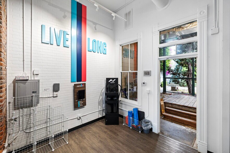 More Photos Of 1865-1869 Union St, San Francisco Storefront Retail Residential For Sale