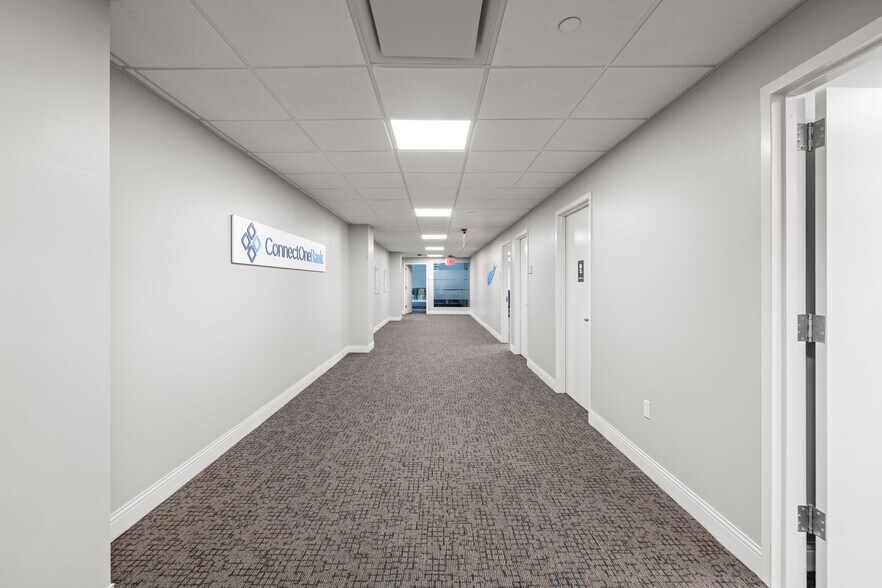 More Photos Of 275 Broadhollow Rd, Melville Office For Lease