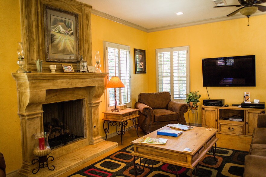 More Photos Of 403 County Road 3672, Springtown Lodge Meeting Hall For Sale