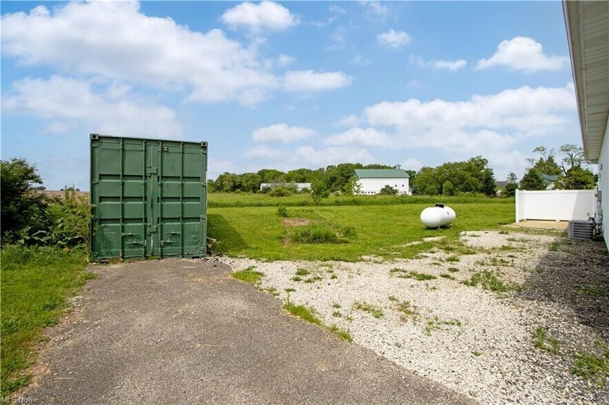 More Photos Of 275 S Smyser Rd, Wooster Flex For Sale