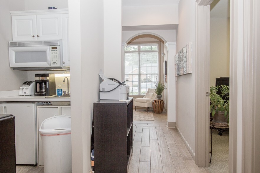 More Photos Of 4180 Providence Rd, Marietta Unknown For Lease