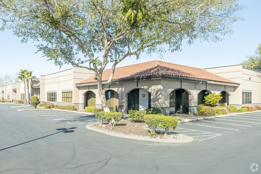 More Photos Of 2901 Sunrise Blvd, Rancho Cordova Unknown For Lease