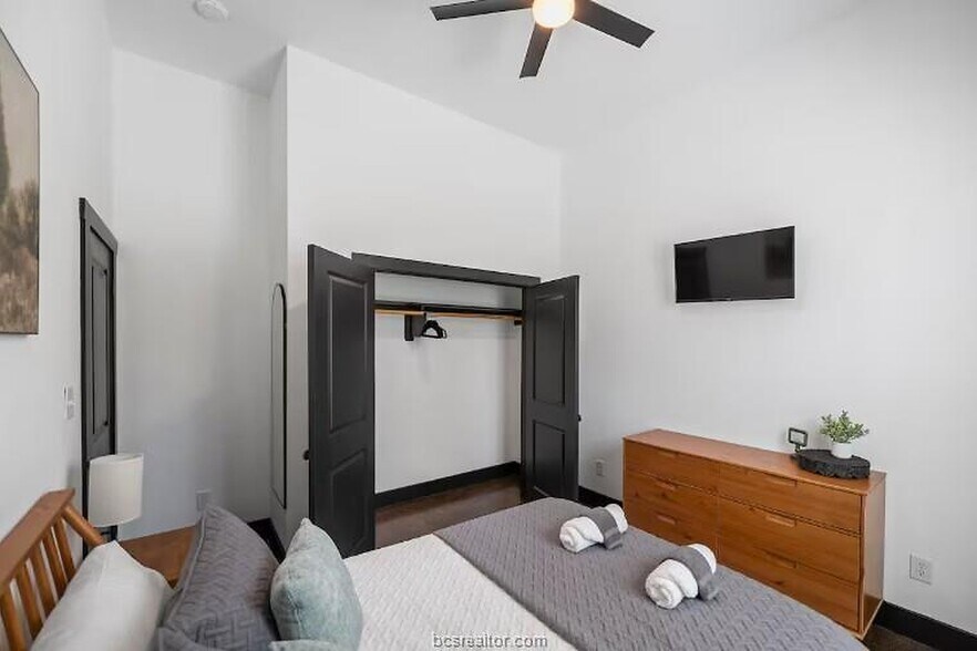 More Photos Of 310 Sweet Gum Ln, Somerville Specialty For Sale