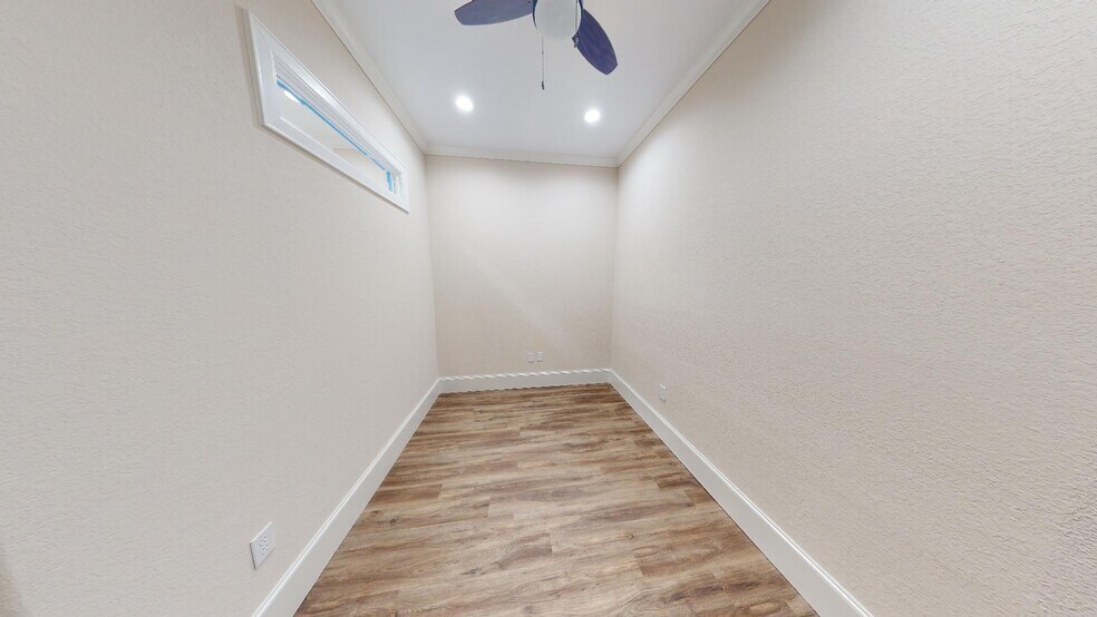 More Photos Of 11023 Northpointe Blvd, Tomball Medical For Sale