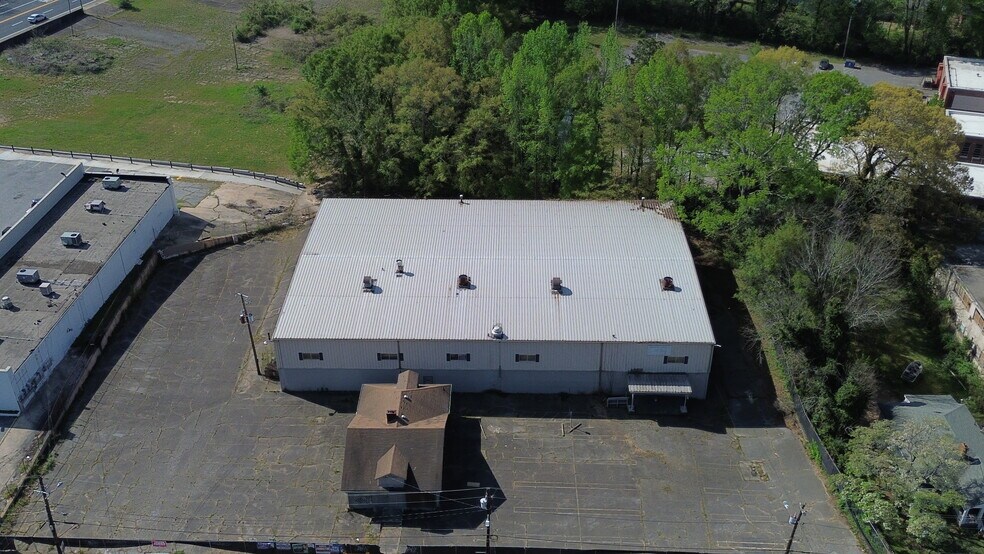 More Photos Of 1290 Knotts Ave, East Point Theater Concert Hall For Sale