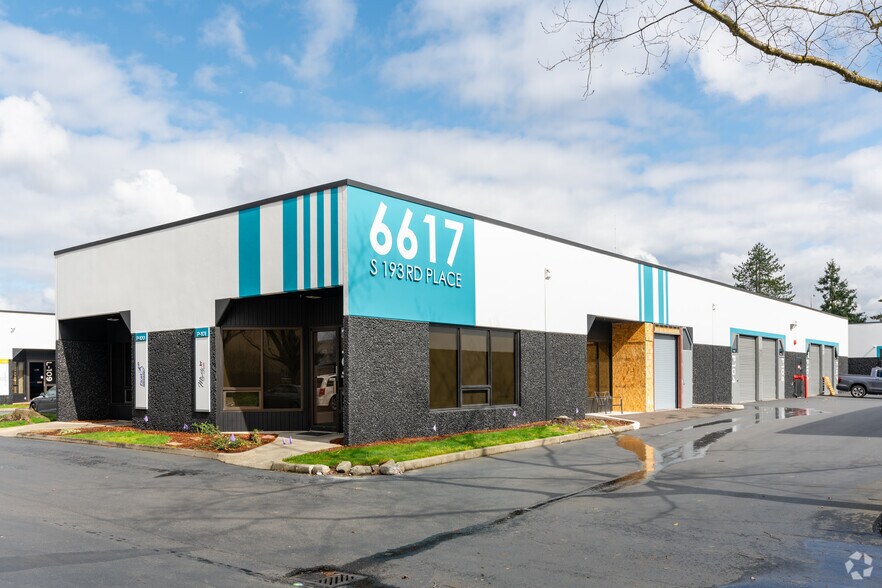 More Photos Of 6627 S 191st Pl, Kent Unknown For Lease