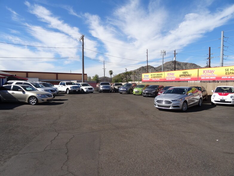 More Photos Of 9606 N Cave Creek Rd, Phoenix Auto Salvage Facility For Sale