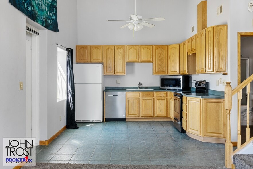 More Photos Of 781 Foster Rd, Casper Industrial For Lease