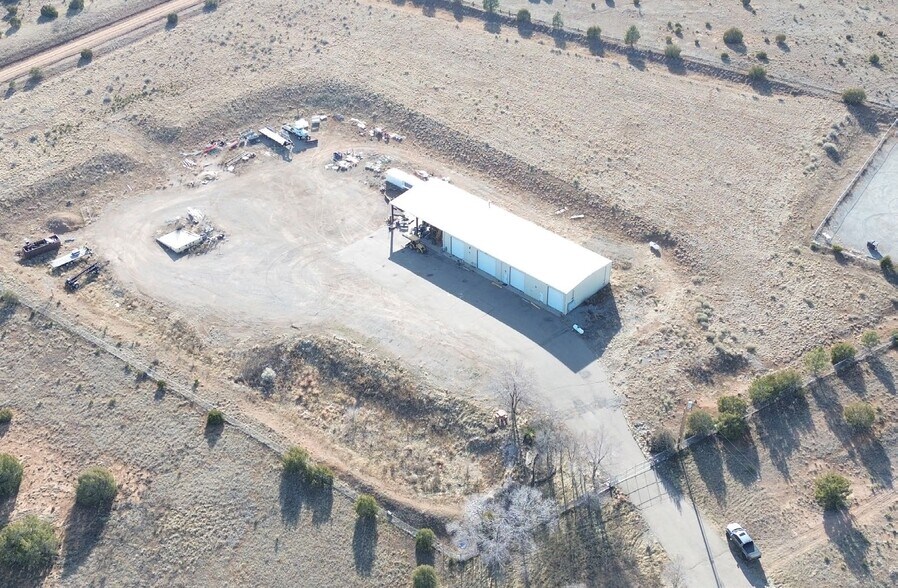 More Photos Of 1410 Old US Highway 66, Edgewood Warehouse For Lease