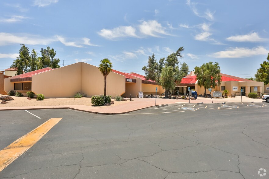 More Photos Of 10240 W Bell Rd, Sun City Office For Lease