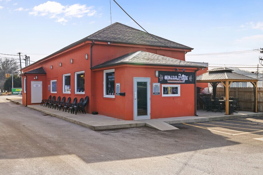 Primary Photo Of 99 Ohio River Blvd, Leetsdale Freestanding For Sale