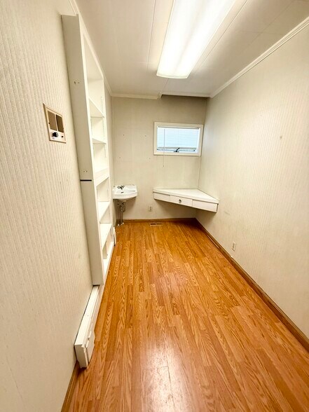More Photos Of 130 N Detroit St, Bellefontaine Office Residential For Lease