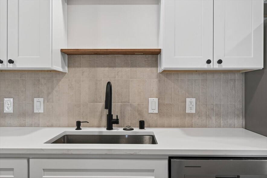 More Photos Of 302 3rd St, Woodland Apartments For Sale