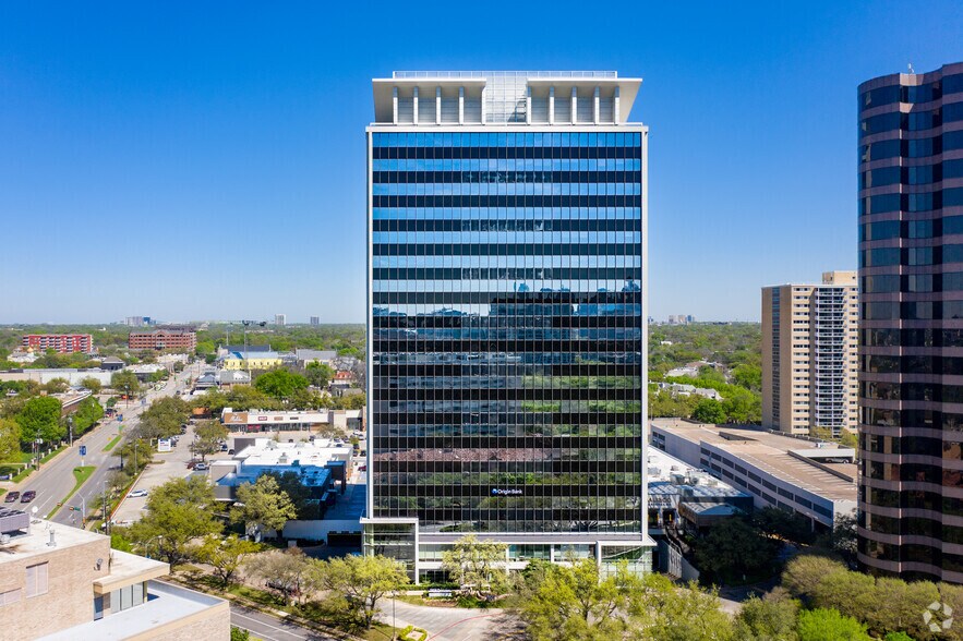 More Photos Of 3838 Oak Lawn Ave, Dallas Office For Lease