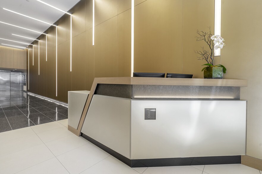 More Photos Of 830 Third Ave, New York Office For Lease