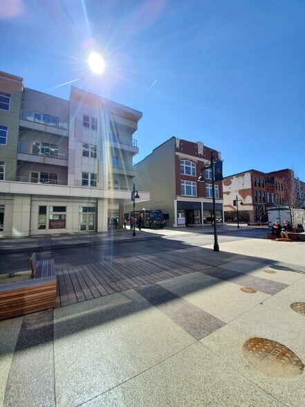 More Photos Of 111 W Columbia St, Fort Wayne Storefront For Lease