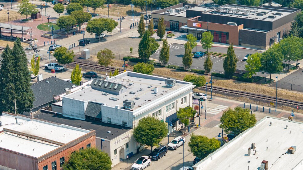 More Photos Of 16079 SW Railroad St, Sherwood Office For Sale