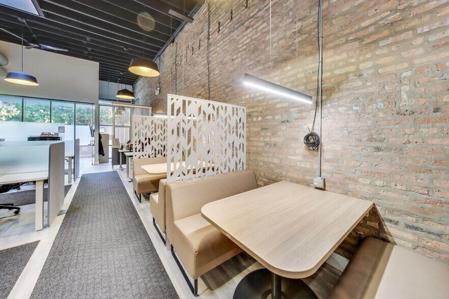 More Photos Of 3271 W Armitage Ave, Chicago Coworking Space