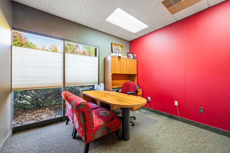 More Photos Of 2031 N Broad St, Lansdale Medical For Sale
