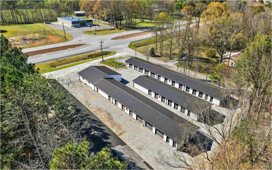 More Photos Of 9582 Heart of Dixie hwy, Arab Self Storage For Sale