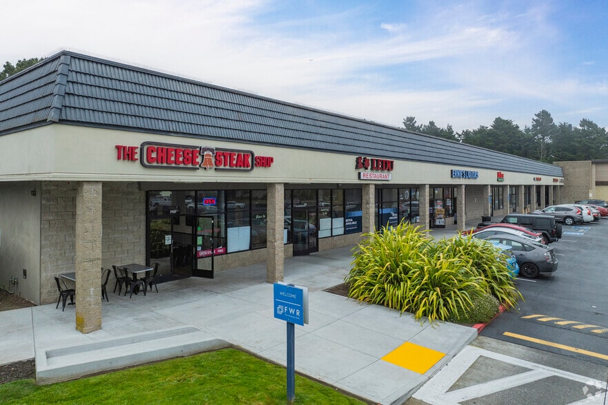 More Photos Of 200-250 Fairmont Shopping Ctr, Pacifica Unknown For Lease