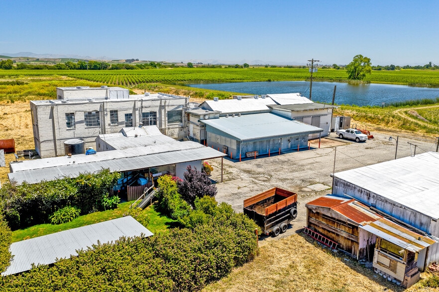 More Photos Of 23250 Maffei Rd, Sonoma Warehouse For Sale