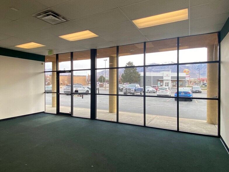 More Photos Of 957 N Main St, Layton Unknown For Lease