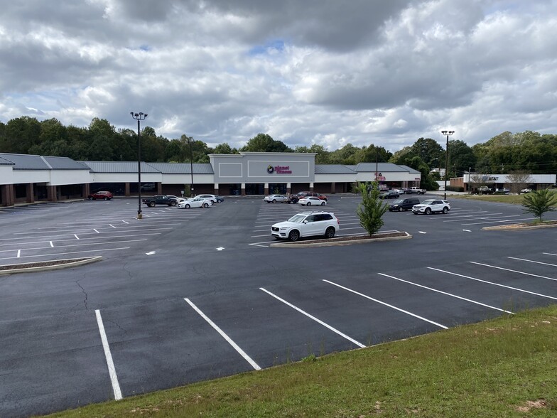 Primary Photo Of 620 Big A Rd, Toccoa General Retail For Lease