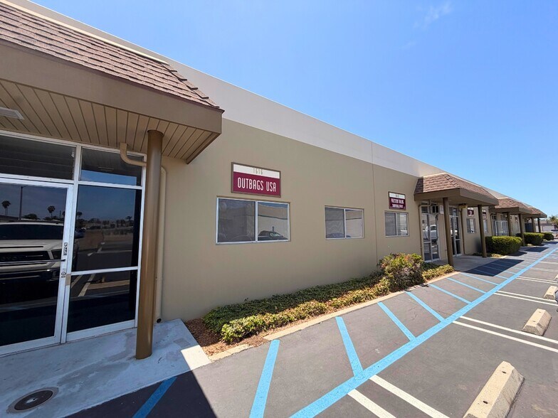Primary Photo Of 1600-1618 E Wilshire Ave, Santa Ana Manufacturing For Lease