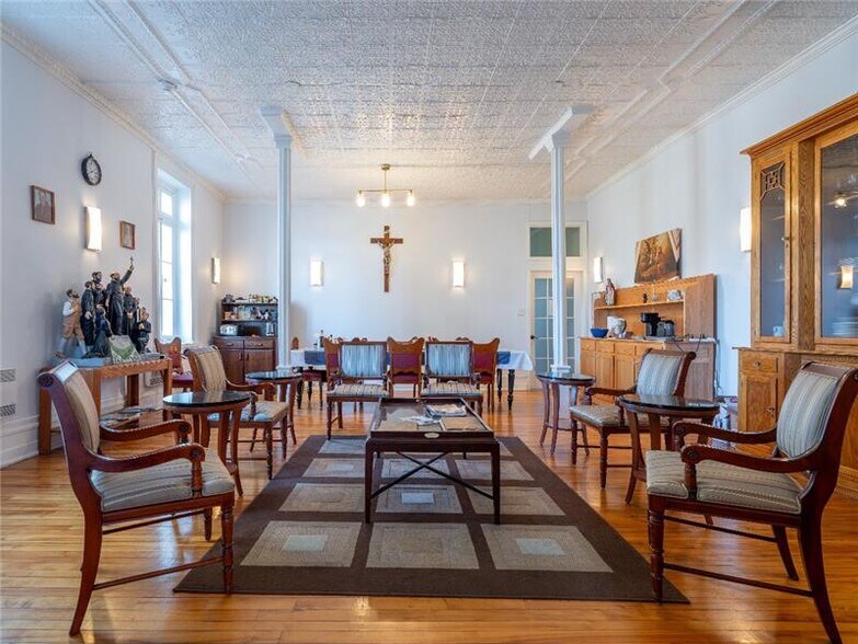 More Photos Of 1395 Rue Notre-Dame, Saint-cesaire Religious Facility For Sale