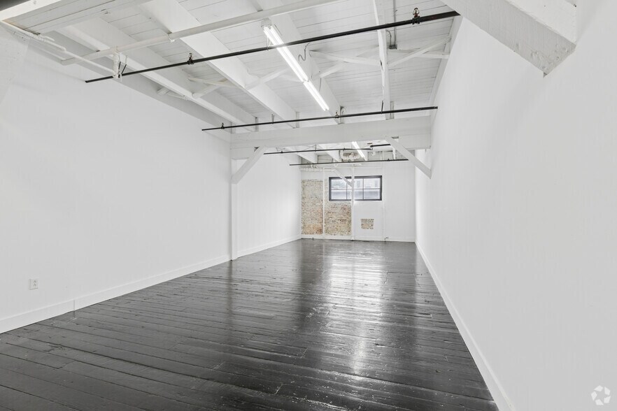More Photos Of 2315 Commerce St, Houston Unknown For Lease