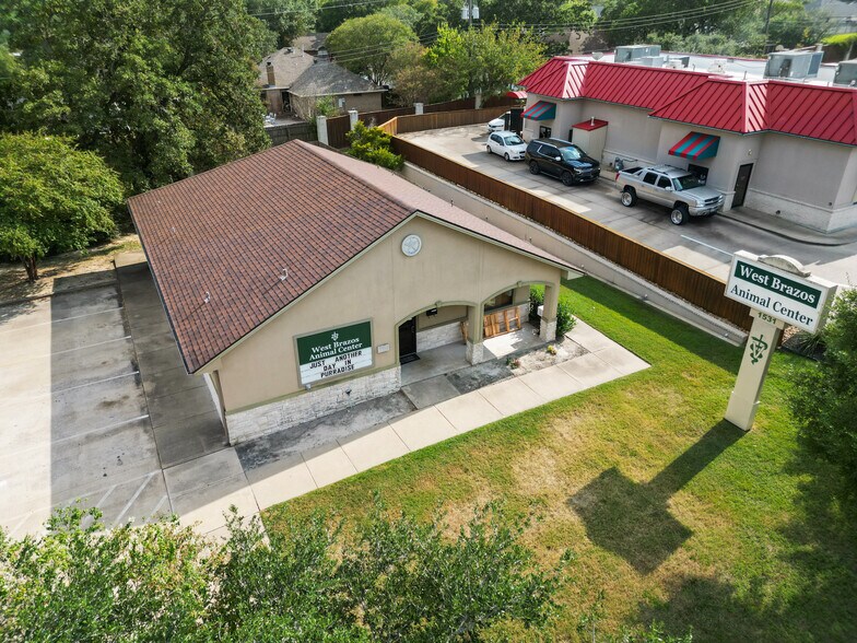 Primary Photo Of 1531 W Villa Maria Rd, Bryan Office For Lease