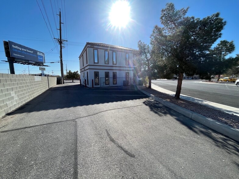 More Photos Of 6150 Transverse Dr, Las Vegas Office For Sale