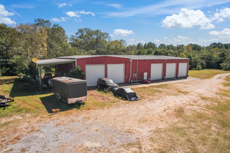 Primary Photo Of 84 Thurman Rd, Sylacauga Truck Terminal For Sale