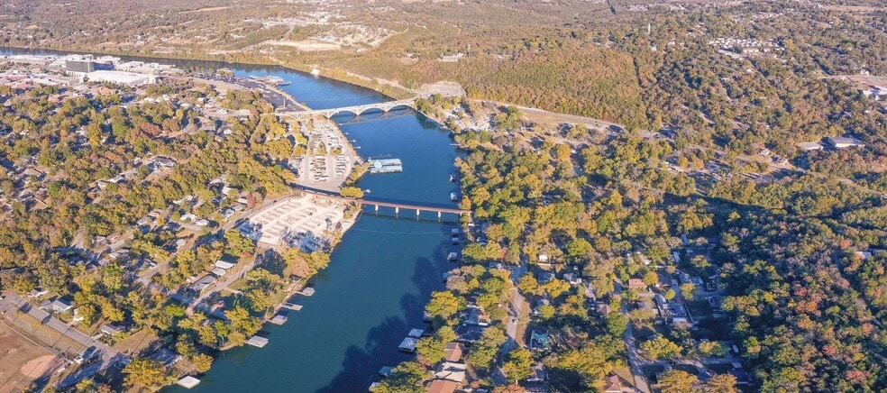 More Photos Of 1405 S Business Highway 65, Hollister Office Residential For Sale