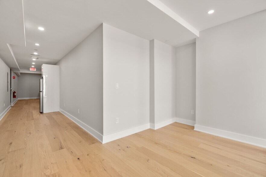 More Photos Of 228-230 Friend St, Boston Storefront Retail Office For Sale