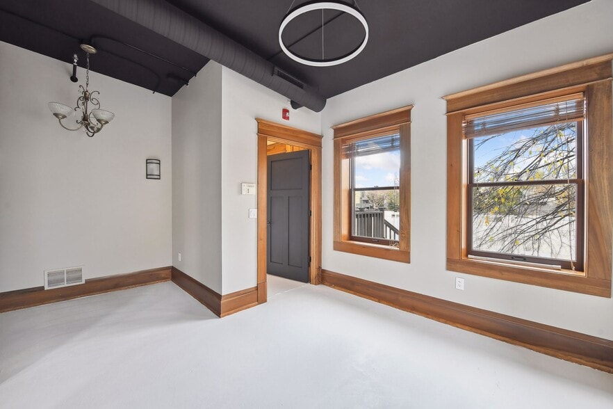 More Photos Of 244 Water St, Excelsior Storefront Retail Office For Lease