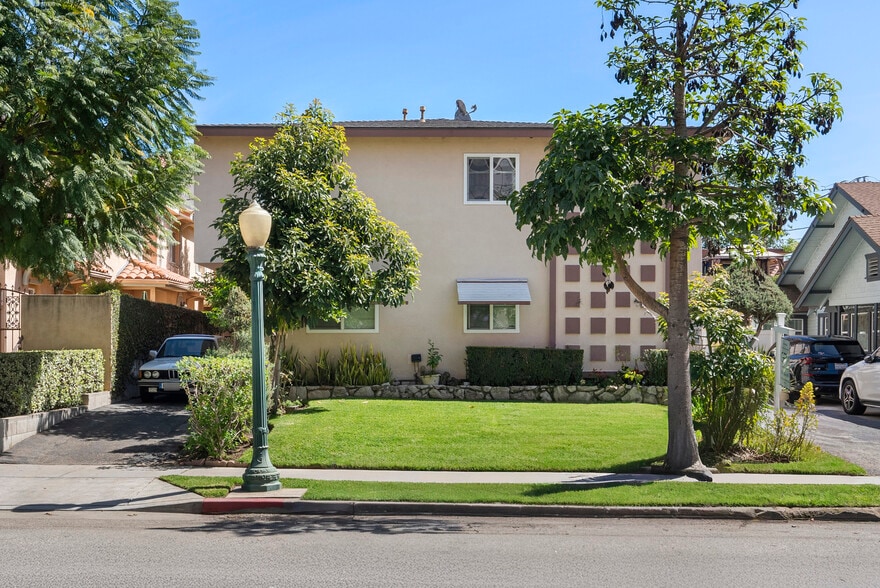 More Photos Of 530 N Maryland Ave, Glendale Apartments For Sale