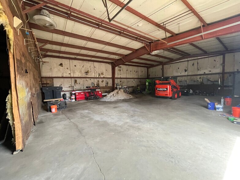 More Photos Of 55 Schoolhouse Rd, Whiting Warehouse For Lease