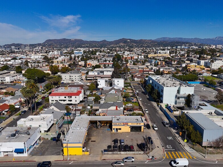 More Photos Of 4401 Beverly Blvd, Los Angeles Auto Repair For Sale